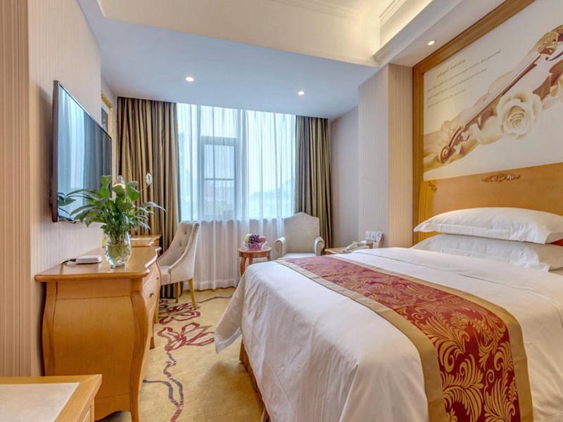 Vienna Hotel Guilin Airport Road Rongshan Bagian luar foto