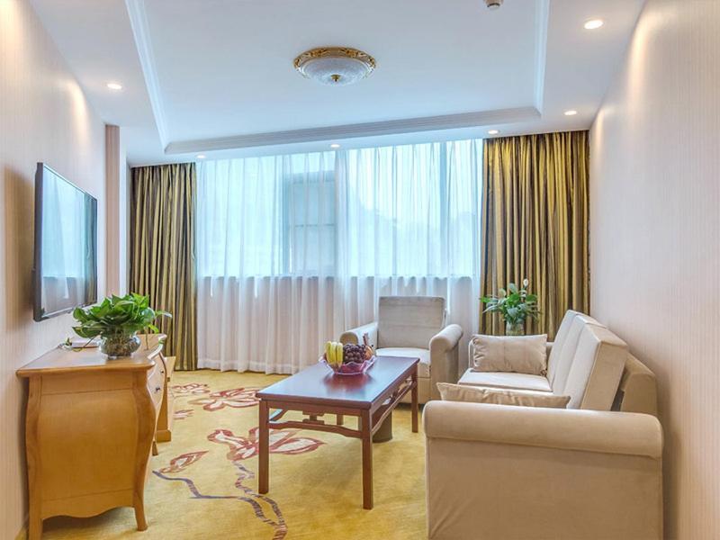Vienna Hotel Guilin Airport Road Rongshan Bagian luar foto